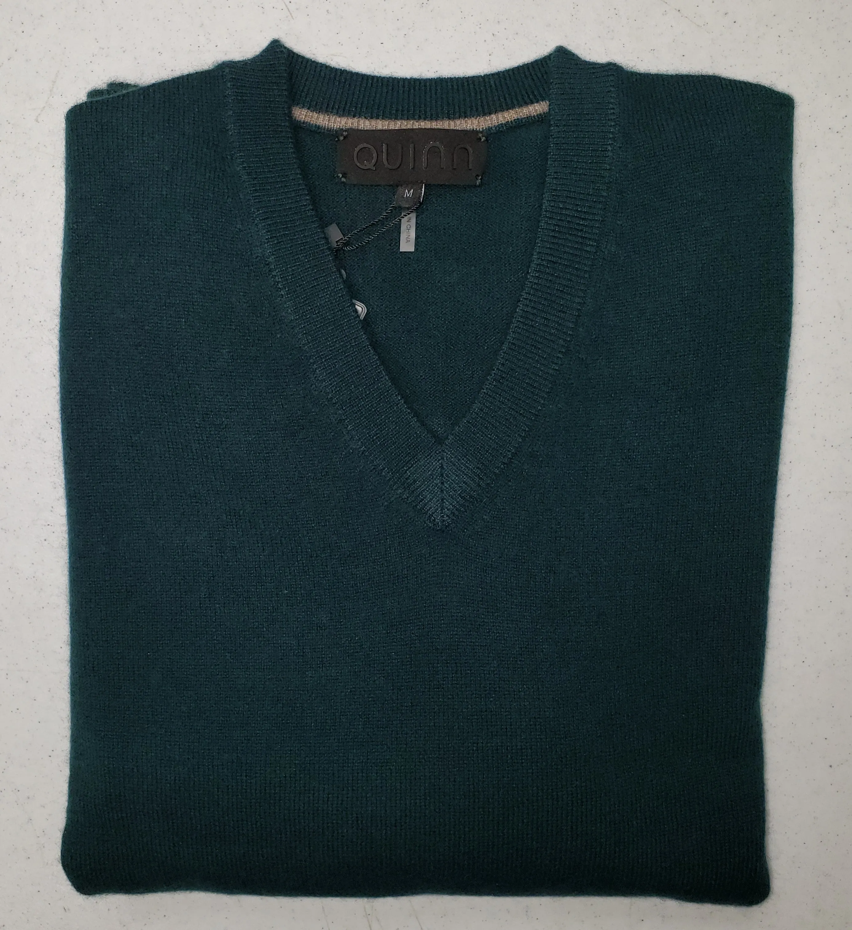 Quinn - Men's Luxurious 100% 2-ply Cashmere "V-Neck"- Grey